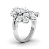 Ivana Jewels Rings Pear-Cut Diamond Cluster Ring in Gold